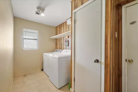 1611 Frederick St, Lancaster, TX 75134 photo 6