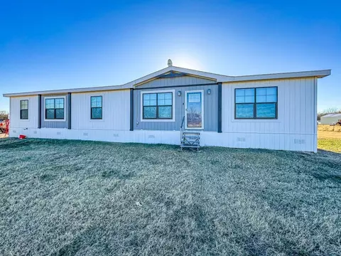 415 County Road 3080, Corsicana, TX 75109