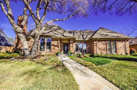 2513 Rothland Ln, Plano, TX 75023