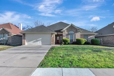 1021 White Marlin Dr, Burleson, TX 76028