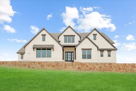 12117 Bella Vino Dr, Fort Worth, TX 76126
