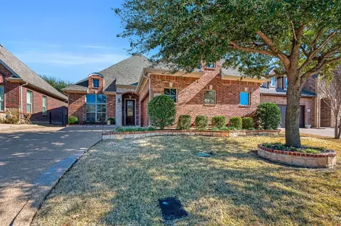 5901 Mira Lago Ln, Arlington, TX 76017