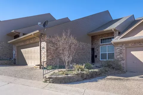 2120 Clear Lake Rd, Weatherford, TX 76087
