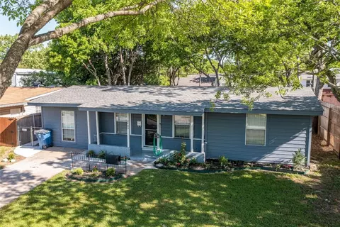 2403 Winthrop Dr, Dallas, TX 75228