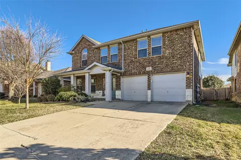 2835 Grandview Dr, Grand Prairie, TX 75052