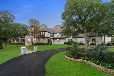 Exterior - 2 Baines Ct, Argyle, TX 76226 photo 10 of 12