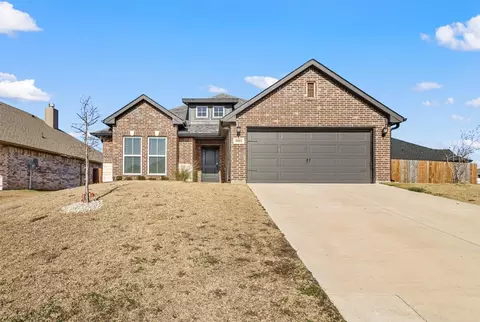 4001 Crown St, Sherman, TX 75092