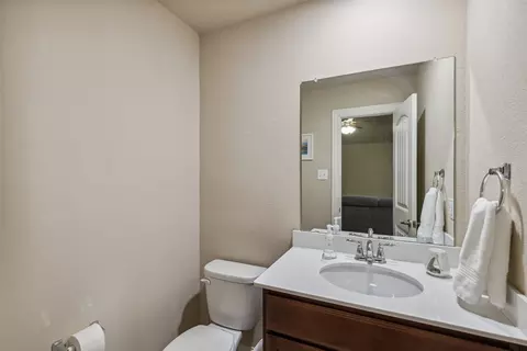 Bath - 561 Winnetka Dr, Oak Point, TX 75068 photo 5 of 5