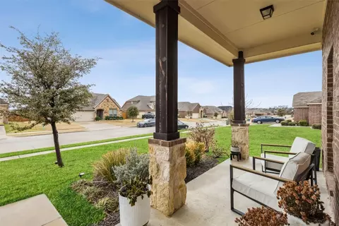 Exterior - 561 Winnetka Dr, Oak Point, TX 75068 photo 1 of 7