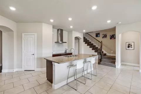 Kitchen - 561 Winnetka Dr, Oak Point, TX 75068 photo 4 of 5