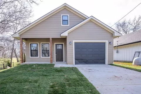 1138 Alvarado #B, Cleburne, TX 76031