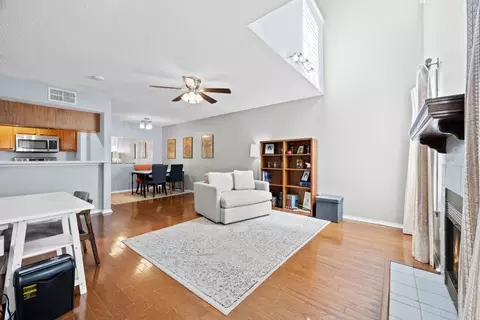 3201 Donnelly Cir #304, Fort Worth, TX 76107