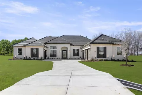 1117 Live Oak Ln, Oak Point, TX 75068