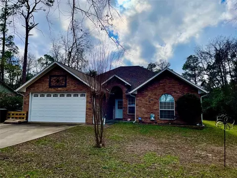 210 Hilltop Ln, Hideaway, TX 75771