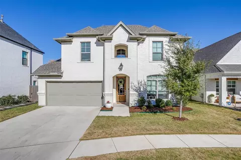 5602 Oaks Ln, Westworth Village, TX 76114