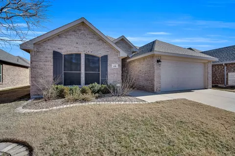 196 Colter Dr, Waxahachie, TX 75167