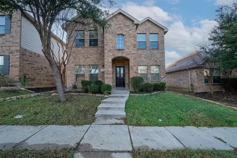 9016 Spurs Trl, Cross Roads, TX 76227