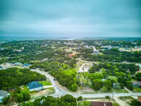 2301 Steeple Ridge Cir, Granbury, TX 76048