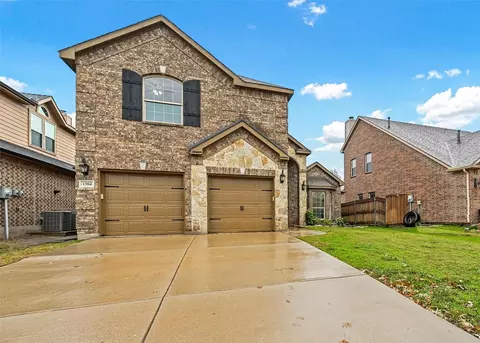 1304 Ocotillo Ln, Fort Worth, TX 76177