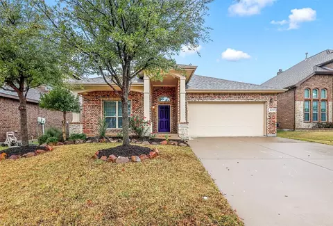15717 Carlton Oaks Dr, Fort Worth, TX 76177