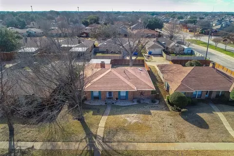 3506 Andrea Ln, Rowlett, TX 75088