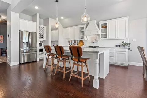 300 Bluffside Trl, Benbrook, TX 76126 photo 9