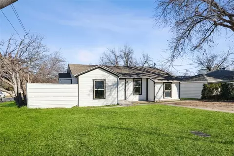 7728 Longfield Dr, White Settlement, TX 76108