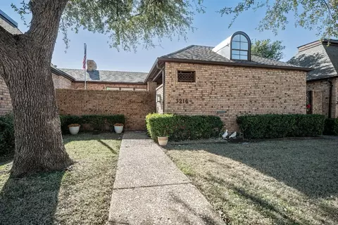 3216 Stonehenge Ln, Carrollton, TX 75006