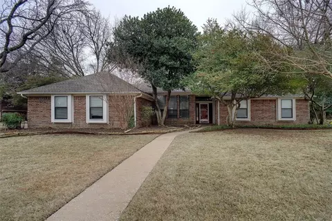 1404 Cambridge Ln, Denton, TX 76209