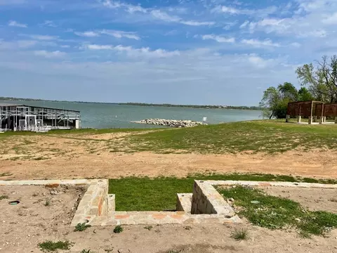 11021 Lakeside Dr, Fort Worth, TX 76179