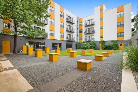 4108 Office Pkwy #121, Dallas, TX 75204