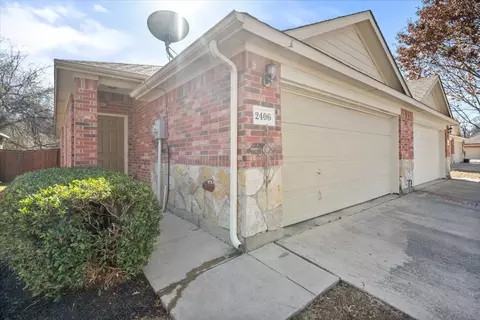 2406 Ravenwood Ct, Mansfield, TX 76063