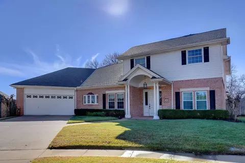 1804 Glenbrook Ct, Bedford, TX 76021