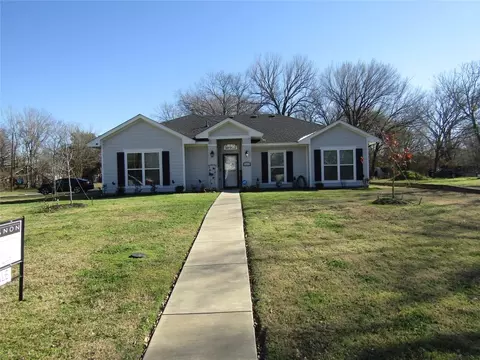 1111 G W Jackson Ave, Corsicana, TX 75110