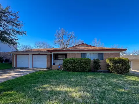 204 Vernon Castle Ave, Benbrook, TX 76126