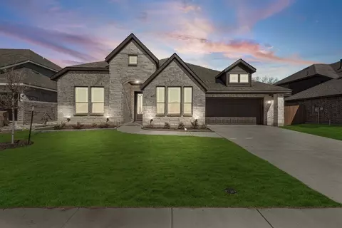 129 Rosewood Dr, Glenn Heights, TX 75154