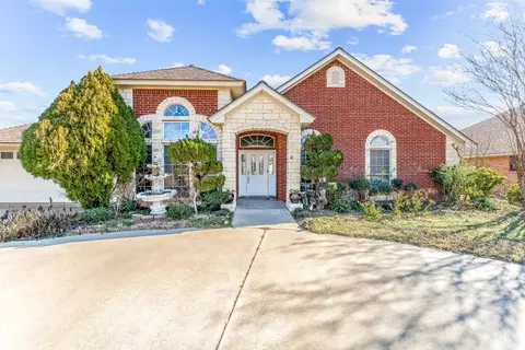 1422 Glenwood Dr, Stephenville, TX 76401