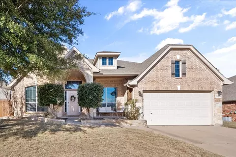 1109 Kardinal Ct, Midlothian, TX 76065