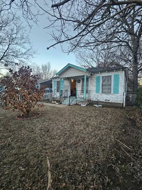 8429 Nisqually St, Dallas, TX 75217
