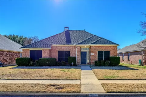 9809 Prestmont Pl, Frisco, TX 75035