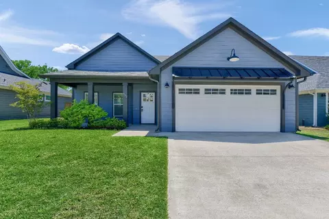 412 Carneros Dr, Sherman, TX 75092
