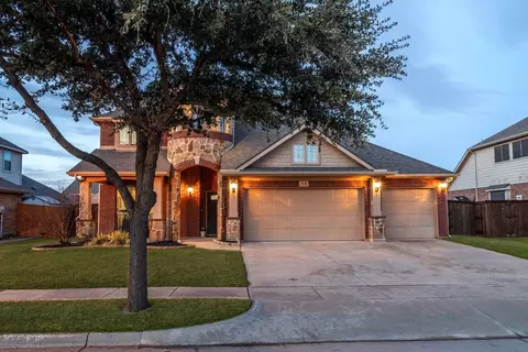 708 Catalpa Rd, Saginaw, TX 76131