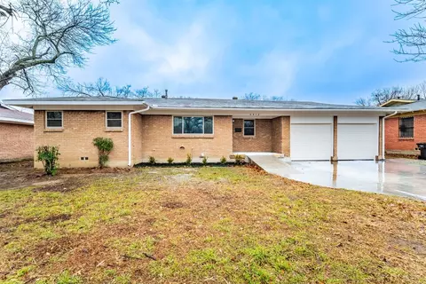 6412 Martha Ln, Fort Worth, TX 76112
