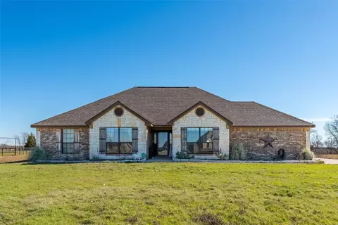 11574 S Emerald Ranch Ln, Forney, TX 75126