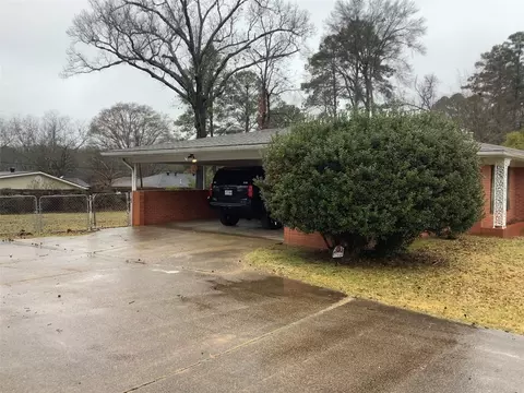 704 8th St NW, Springhill, LA 71075 photo 2