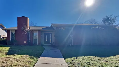 557 Shadowcrest Ln, Coppell, TX 75019
