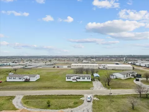 14550 Willow Bend Dr W, Justin, TX 76247