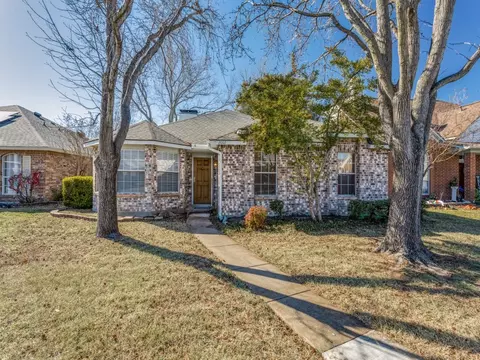 2002 Oak Creek Ct, Garland, TX 75040