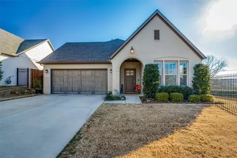 5217 Scott Rd, Fort Worth, TX 76114