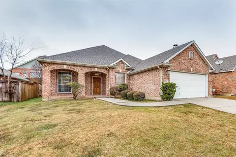 524 Palomino Way, Grand Prairie, TX 75052
